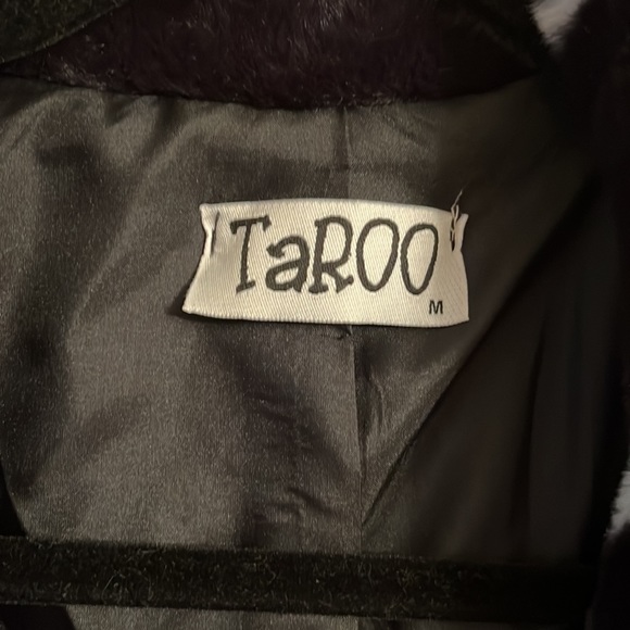 Taroo Jacket - Picture 2 of 3